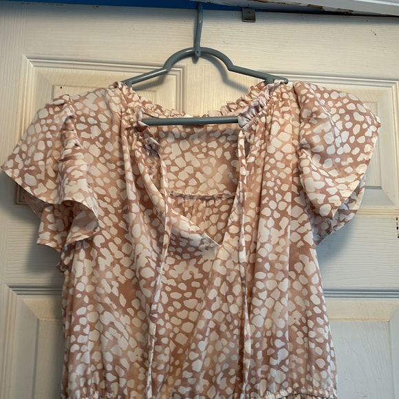 Dress - Picture 2 of 6